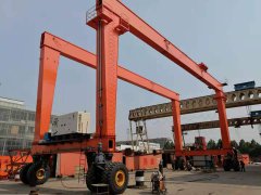 How Kevino Does Test Running on Rubber Tire Gantry Crane?